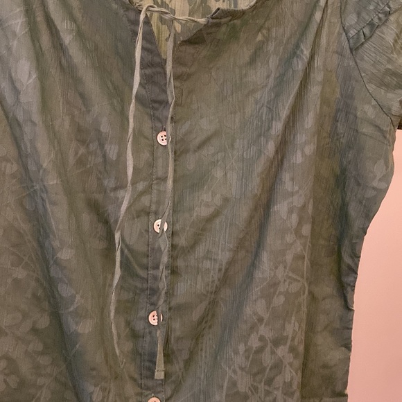 Calvin Klein green floral button blouse - Picture 4 of 4
